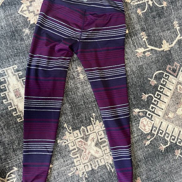 Athleta Chaturanga Colorblock Striped Leggings Purple Size M NWOT - Picture 2 of 2